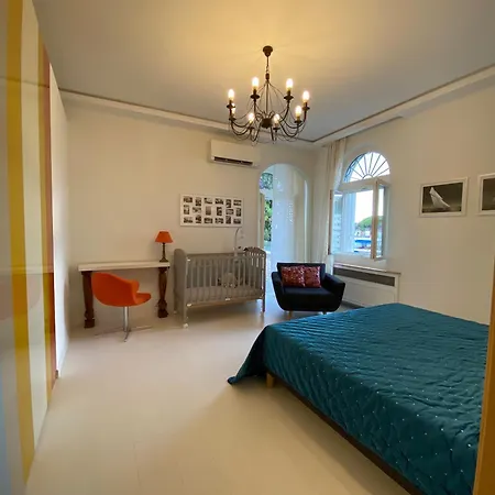 Avec Piscine, Centre